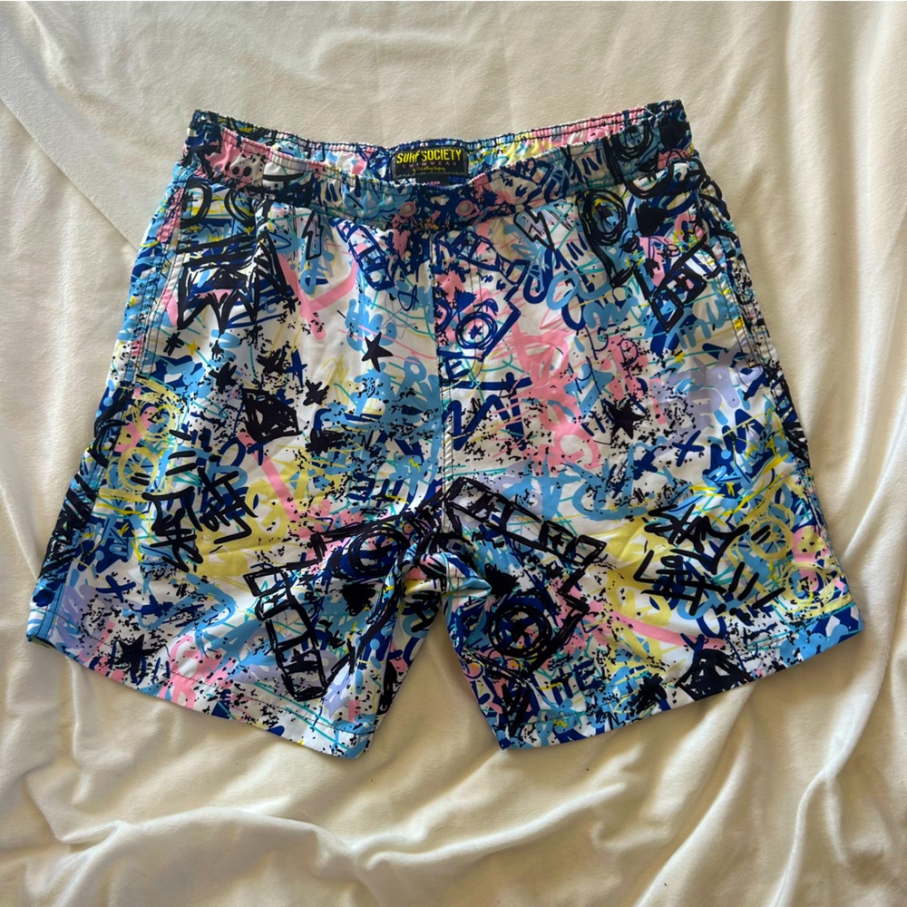 Men’s Surf society swim wear swim trunks size Large mesh lining multi color